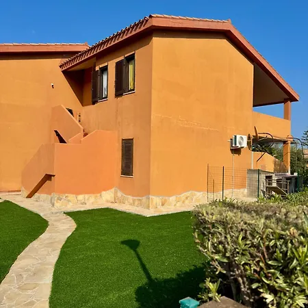 Casa vacanze Casa Charlie Piscina Rei *
